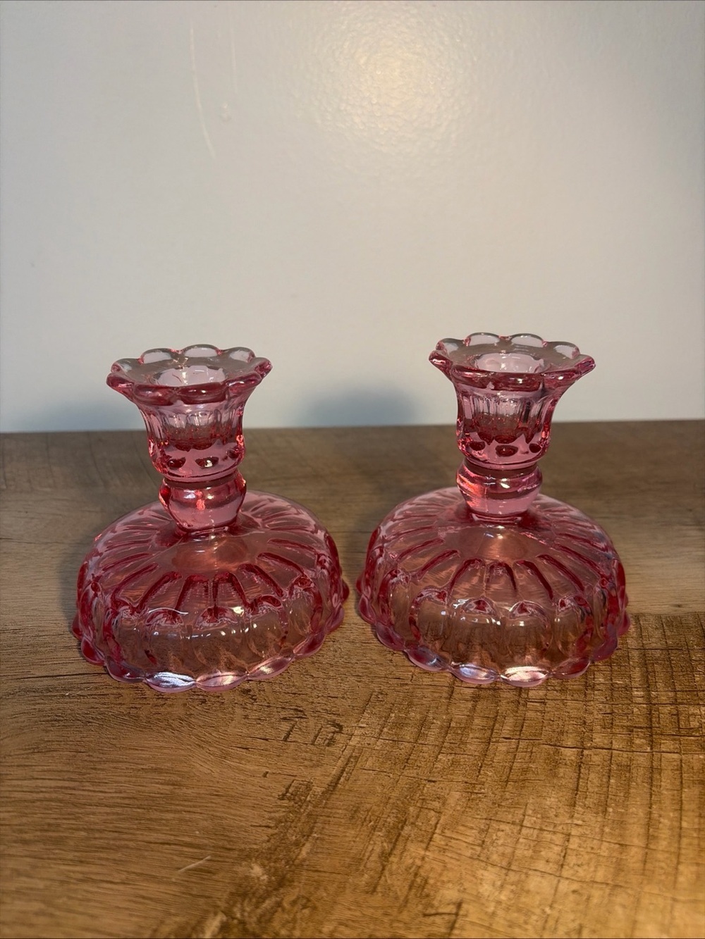 Set Of 2 Fenton Scalloped Edge Colonial Pink Glass Candlestick Holders Vintage